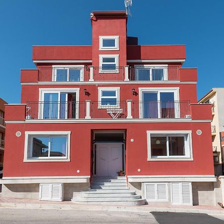 Апартаменти Casa Zefiro Поццалло Номер фото